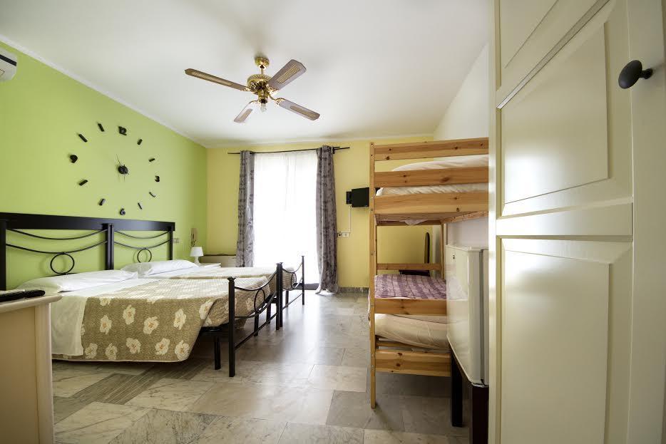 Olympic Kosher Holidays Hotel Sirmione Exterior photo